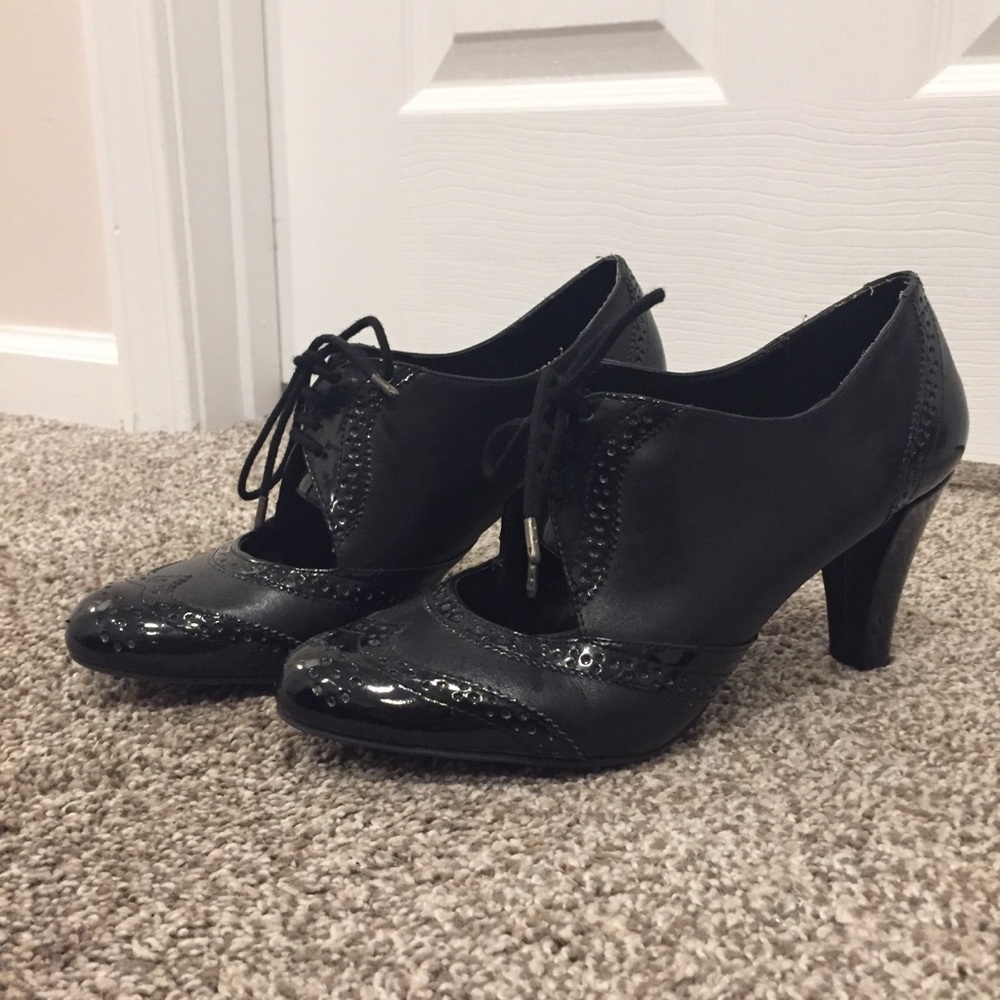 Antique style leather high heels.